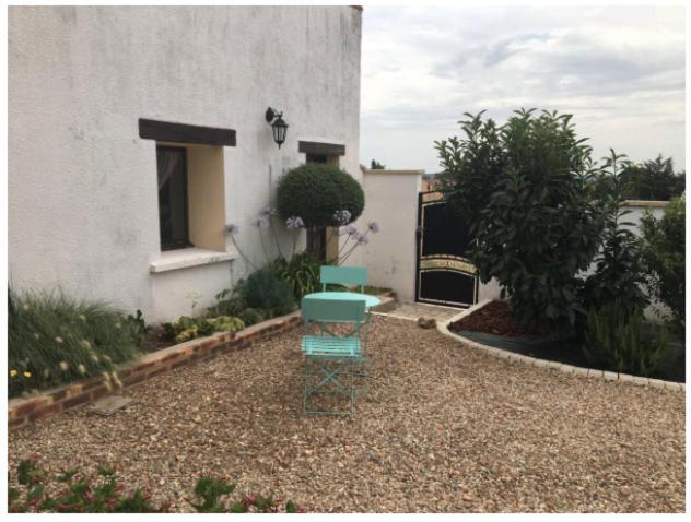 Maison Blanche Piscine Et Petit Dejeuner Châtellerault Kültér fotó